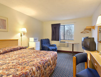Super 8 By Wyndham Hot Springs Hotel Kamer foto